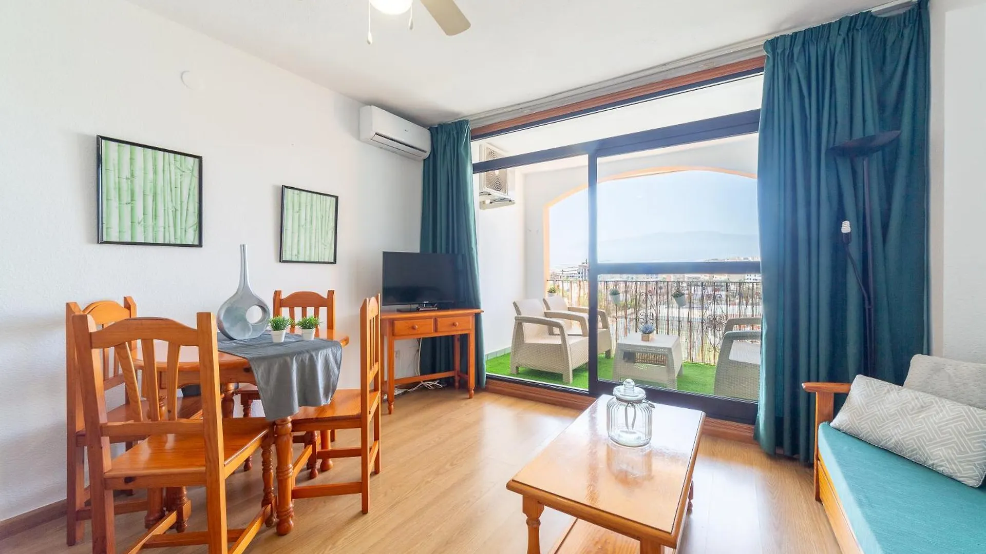 アパート Apartamento Residencial Fenix ロケタス・デ・マル