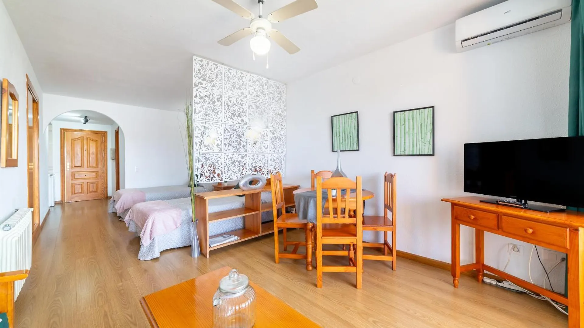 Apartamento Residencial Fenix ロケタス・デ・マル